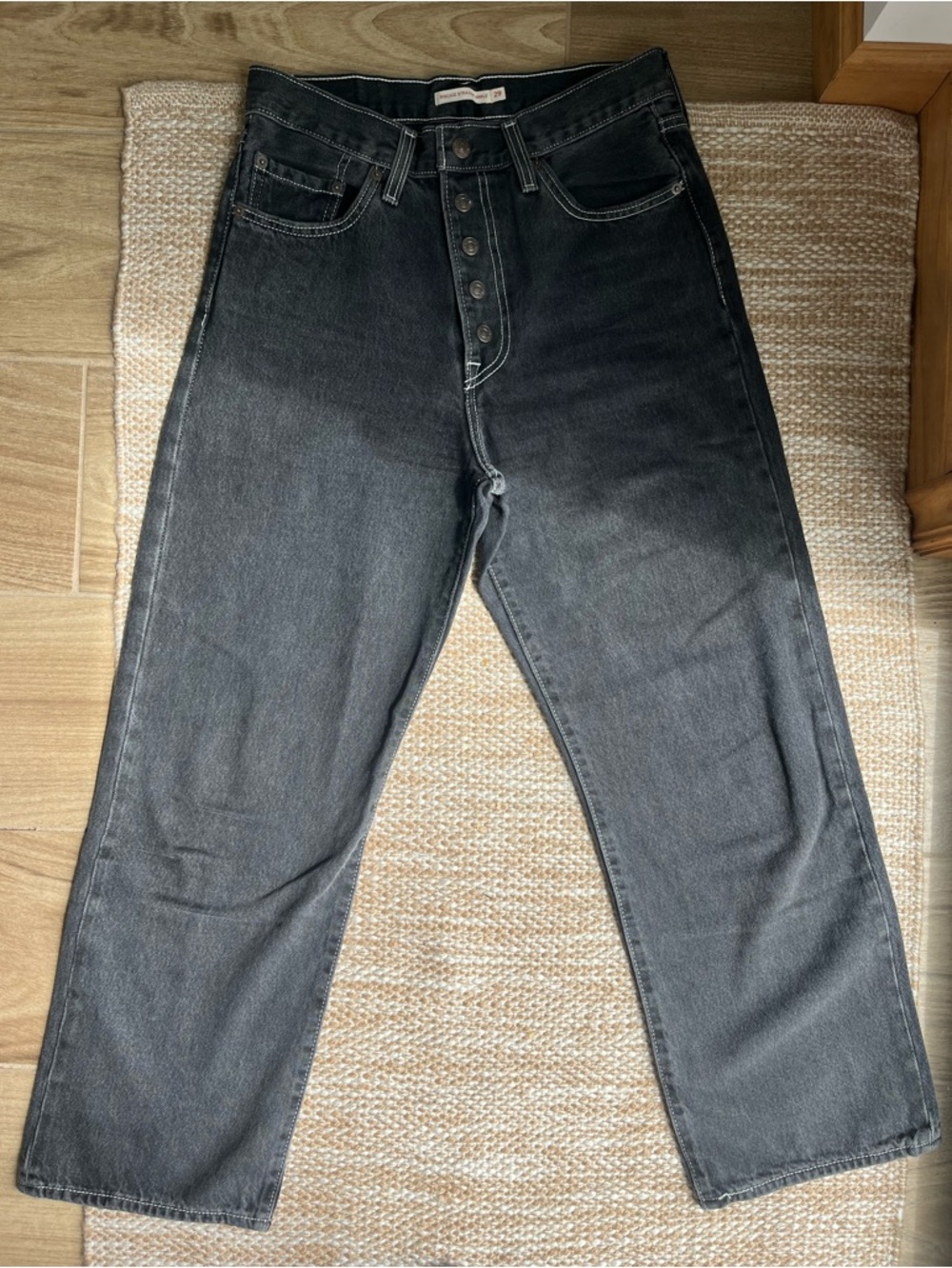 Women’s Levis Ribcage Straight Ankle